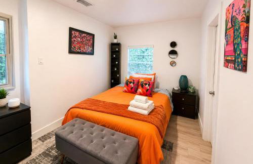 Quiet & Centrally located House - PRIVATE PARKING, LAUNDRY AND STORAGE FOR LUGGAGE - Foto 6