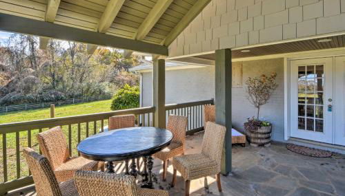 Serving Southern Charm at this Clarkesville House! - Foto 2