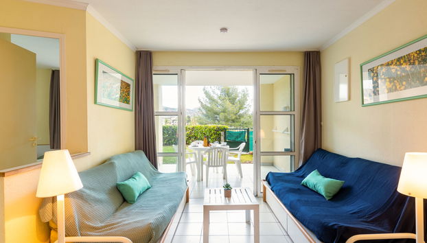 Apartment L'Esquinade - F4 218 by Interhome - Photo 2, Living Room