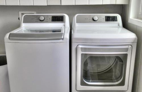 Beachside Bliss Spacious 3BR Retreat, Steps to Ocean - Foto 25