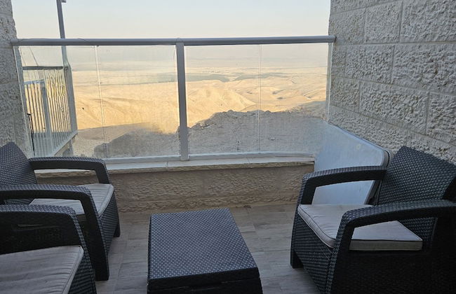 Luxury 1 BR Apartment Near the Dead Sea - Photo 10
