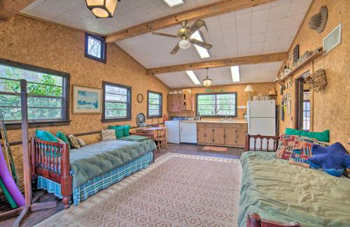 Authentic Retreat w/ Private Dock on Coosa River! - Foto 26