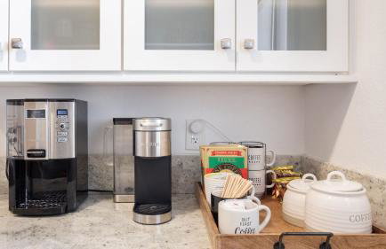 Paso Vista Bella by AvantStay Luxe Group Escape w Wine Country Views - Photo 13