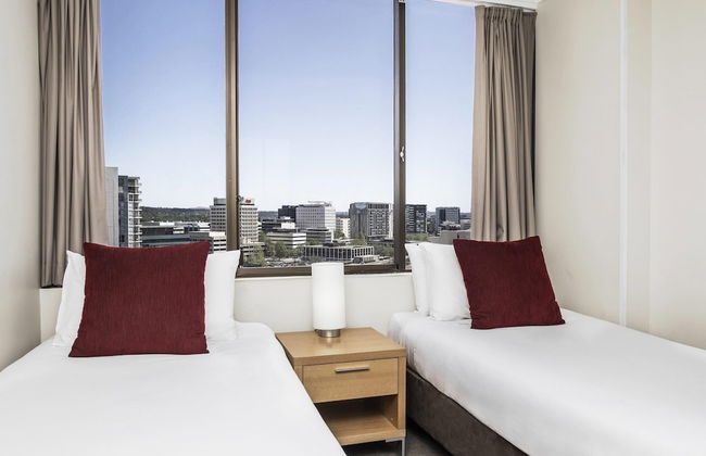 BreakFree Capital Tower - Foto 21