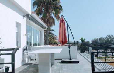 Torreguadiaro Villa - 2 mins walk from the bars and restaurants - Foto 18