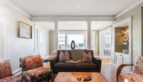 Magnificent Ocean View walk to beaches and town - Foto 4