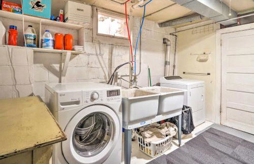 Cozy Minneapolis Escape with Patio Near Dtwn! - Foto 19