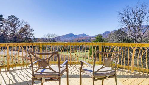 Glamping with Mountain Views! Newport Yurt Retreat! - Foto 2