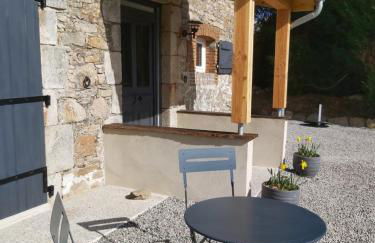 Beautiful 2 bed cottage with swimming pool - Foto 7