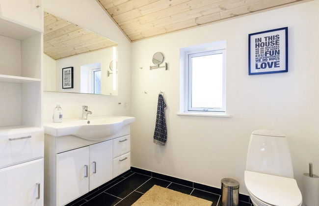 6 Person Holiday Home in Vaeggerlose - Foto 11