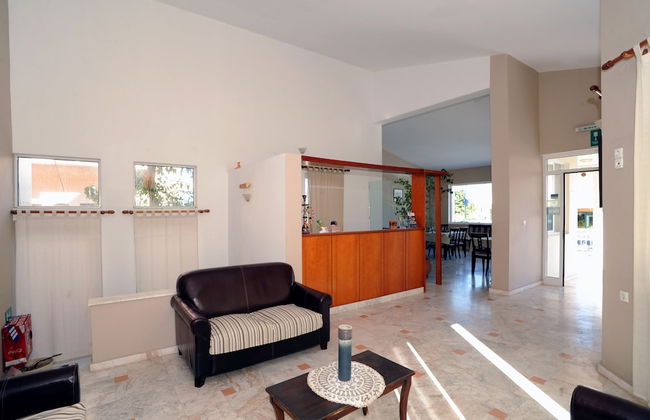 Evilion Hotel - Foto 2