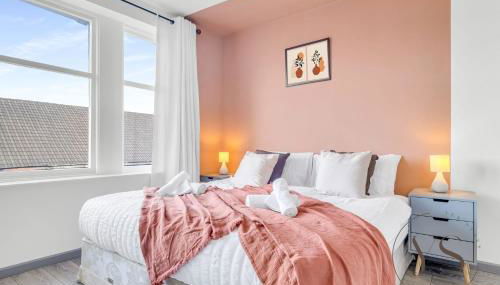 Modern 1C Longton Studio Near Alton Towers with Netflix, Wi-Fi & Kitchenette - Foto 2