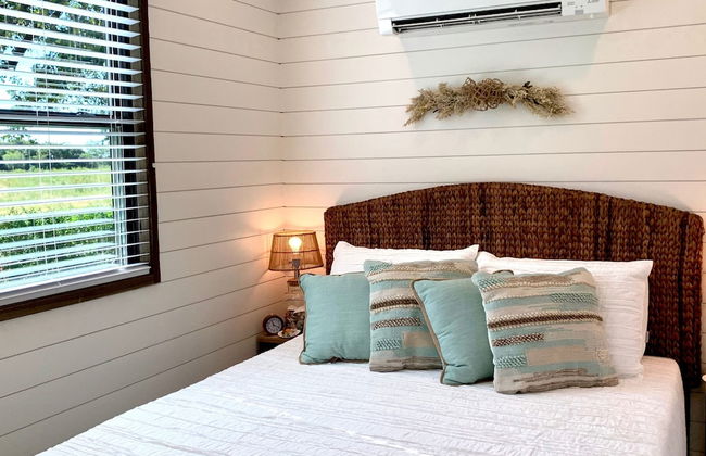 The Shoreline Container Tiny Home 12 min to Magnolia Baylor - Foto 14