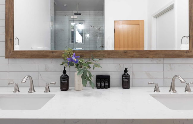 Maven by Avantstay 5 Minutes to the Beach! Ocean Views & Spacious Design - Foto 23