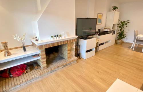 Coast apartment near Barcelona - Foto 3