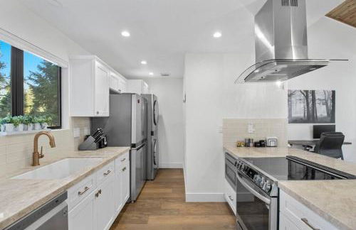 Fun & Air Conditioned Lake Tahoe 3 BR/2.5 BA Home - Foto 21