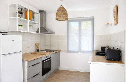 Appartement 4 personnes 5 minutes a pieds du centre ville parking gratuit jardin 85m2 - Photo 8