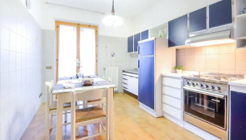 6 Bedroom Stunning Home In Monticello Amiata - Foto 5