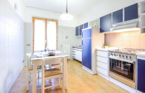 6 Bedroom Stunning Home In Monticello Amiata - Foto 5