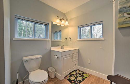 Getaway on Crystal Clear Lake Main and Guest House! - Foto 33