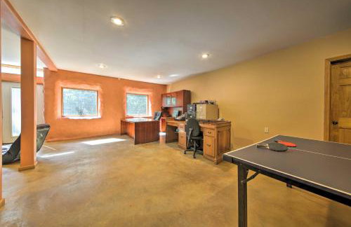 Peaceful Custom Carbondale Home with Deck, Near SIU! - Foto 20