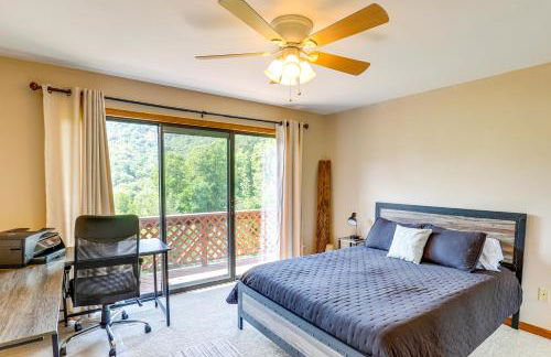 Maggie Valley Mountain Escape with Fireplace and Deck! - Foto 17