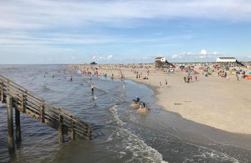 Beach Home - Photo 39