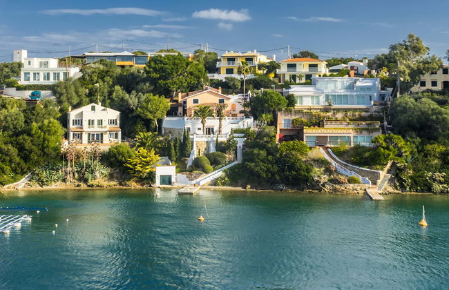 Mahón Tour + Boat Trip - Photo 6