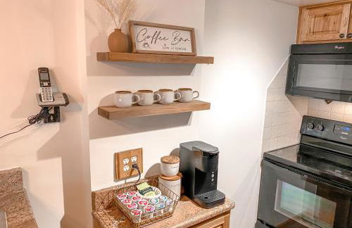 Ski-In Ski-out Luxury Condo with Hot Tub and pools - Foto 7