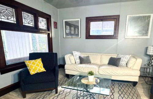 Sleep with a Lion!! 6 bedroom house, near downtown, Ohio city Tremont! - Foto 69