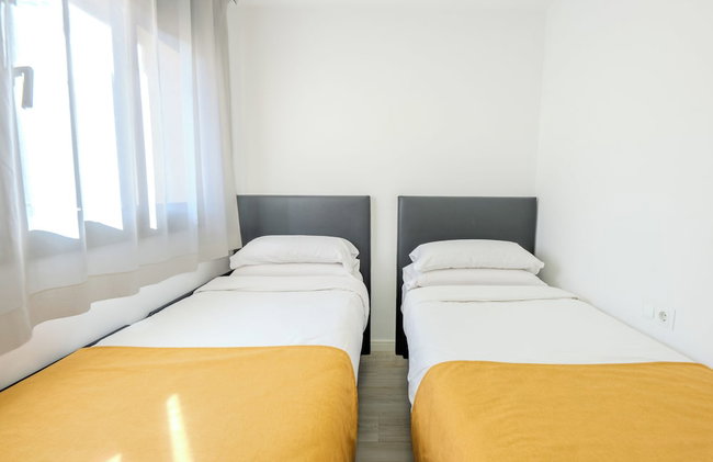 Castell Beach Aparthotel - Foto 33