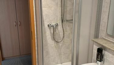 Aparthotel Zur Linde - by Willms & Schömer eG - Foto 5, towels, Shower