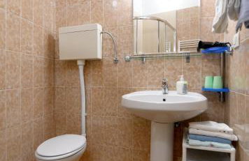 Nadia's house - Photo 15