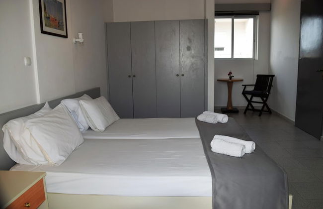 Lefteris Spacious APT Near Ialysos Beach - Foto 2