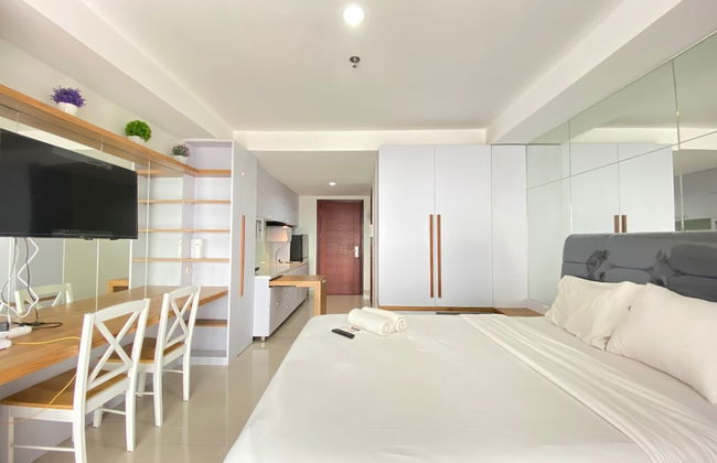Modern & Comfy Studio Apartment at Tamansari Tera Residence - Foto 3