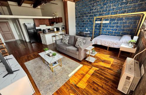 Industrial Loft Near Downtown Detroit - 420 Friendly - Photo 1
