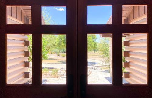 Impressive Modern Cabin with Beautiful Interior and Exterior in Ingram, Texas - Foto 52