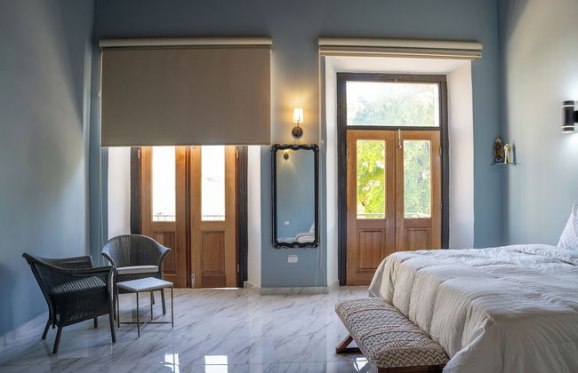 Hugo's Rental - Photo 2