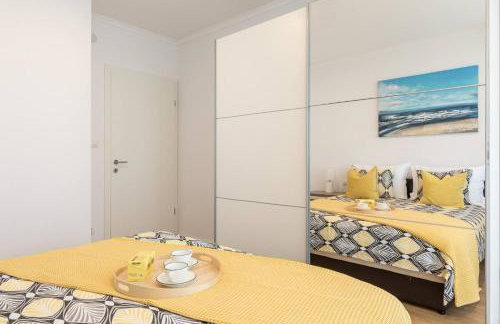 Azure Escape SEA VIEW Apartment - Photo 13