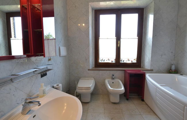 Charming Villa in Suvereto with Hot Tub - Foto 17