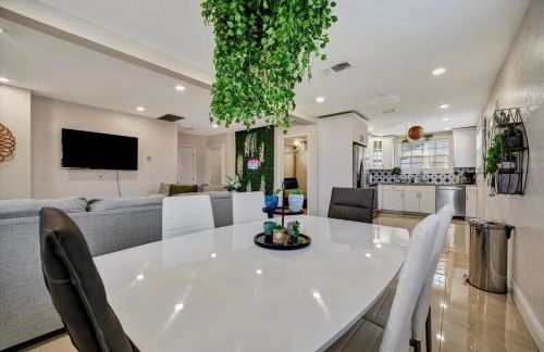 Half Mile from ZooTampa - Fun - Foto 49