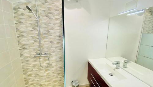 Duplex 3 Chambres Proche Gare Clim, WIFI, parking - Foto 2