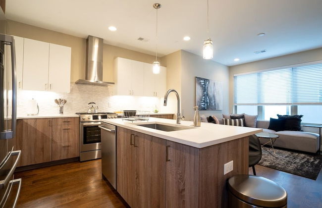 Mid Mod Manor A Sophisticated Townhouse Golden Triangle - Foto 19