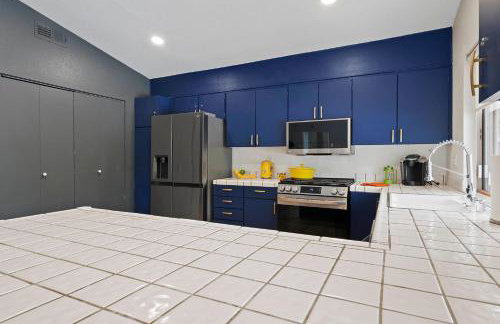 Hacienda Hideaway 3BR Desert Oasis w Pool Spa & Firepit - Foto 18