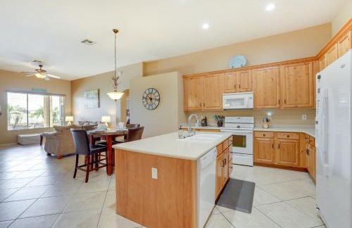 Golfers Oasis with Heated Pool in Avondale! - Foto 8