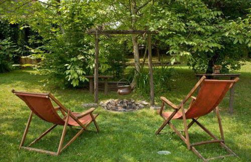 Cottage on Hill - Photo 15