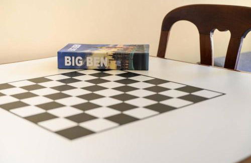 Luix Londrina Flat 505, 43 m2, QS, Smart TV , c garagem - Foto 6