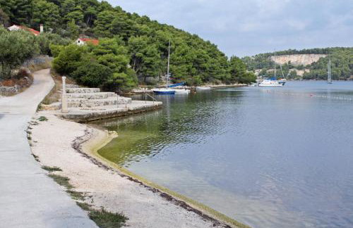 Apartments by the sea Bobovisca na Moru, Brac - 11883 - Foto 2