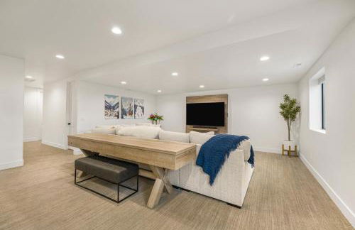 TetonHaus 5BR Hot Tub Game Room Walk to Driggs 20 min to Targhee - Foto 42