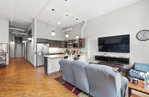 Speakeasy Attached, Walkable to Cavs, Flats, Casino - Foto 26